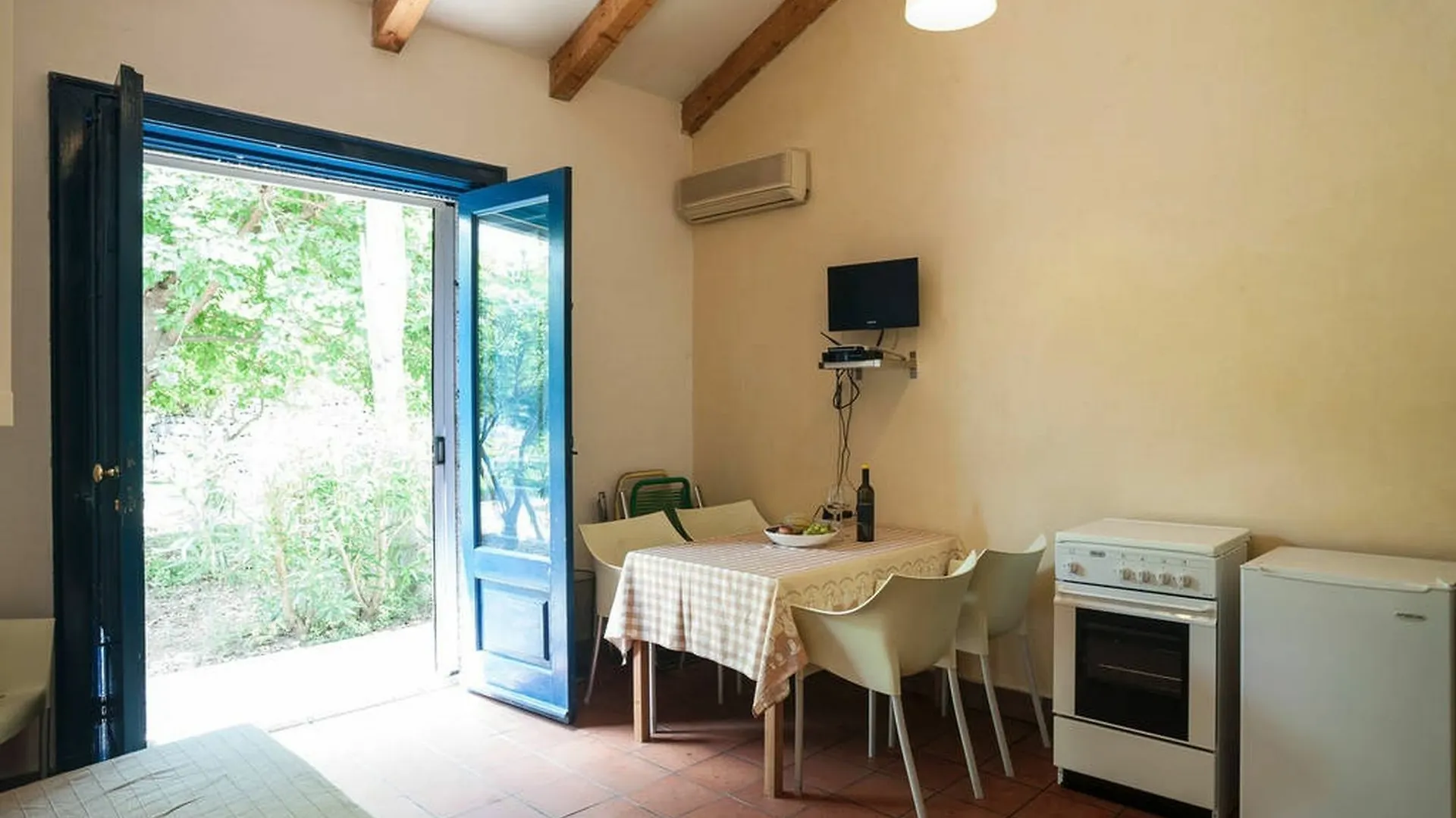 Come In Sicily - Pietramonaca Hotel Acireale
